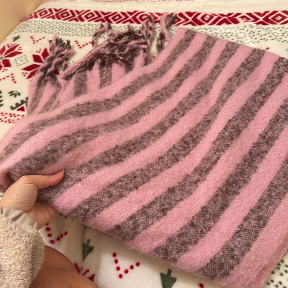 NWT By Anthropologie Brushed Woven Scarf: Vertical Stripe Edition - Picture 5 of 6